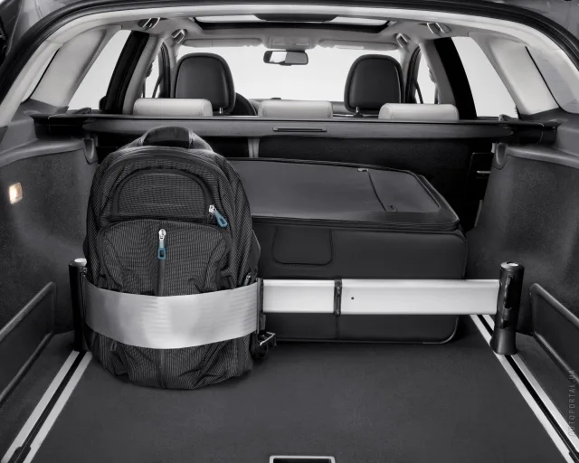 Toyota Avensis Tourer 2012 station wagon — 10