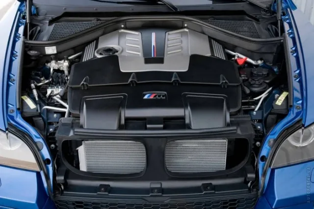 BMW X5 M 4.4 AT — 15