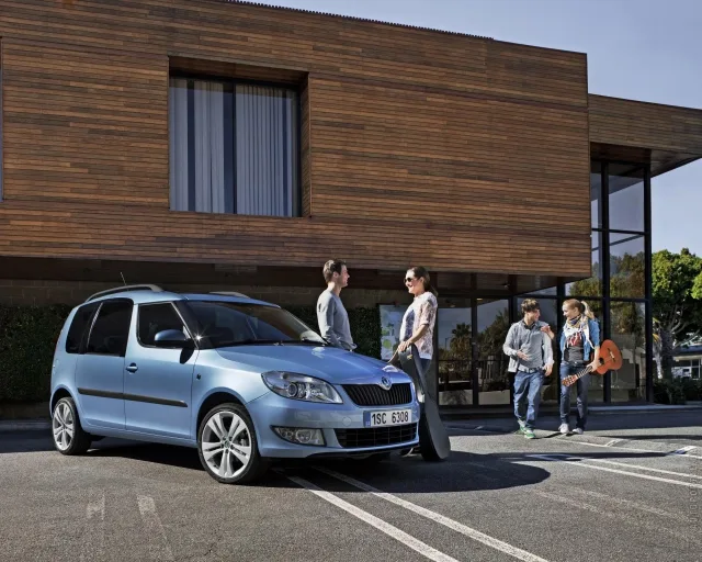 Skoda Roomster 1.6 AT Active — 24