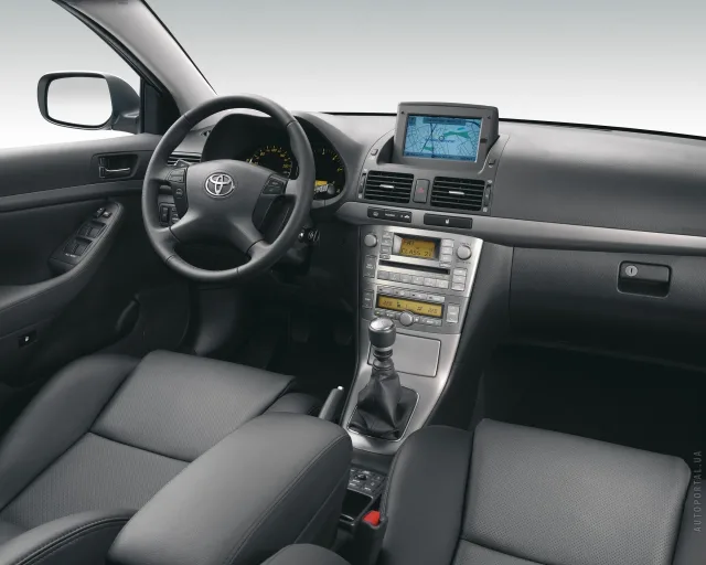 Toyota Avensis 2003 (Тойота Авенсис) cедан — 10