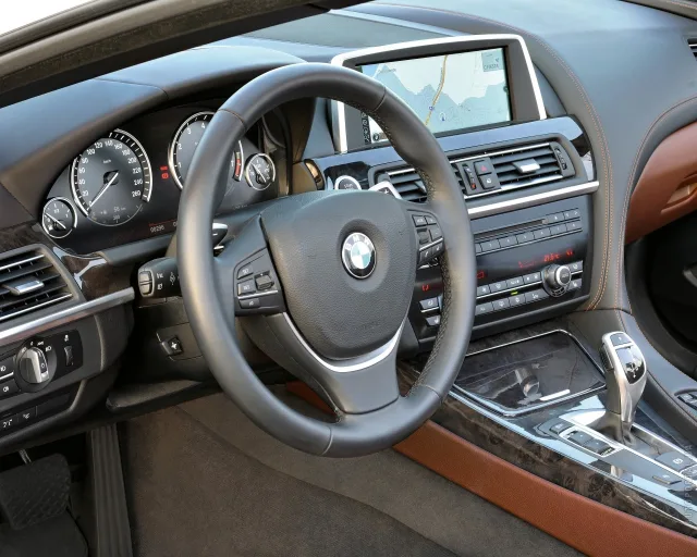 BMW 6 Series Cabriolet (БМВ 6 Серии Кабриолет) кабриолет — 6