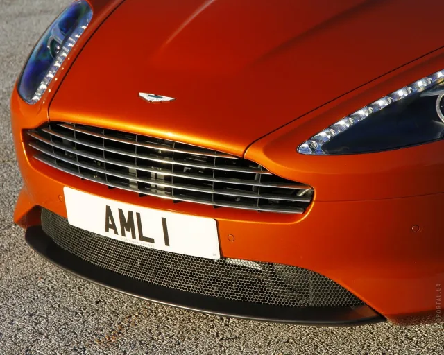 Aston Martin Virage 5.9 AT — 20