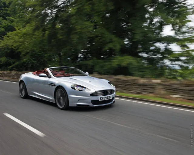 Aston Martin DBS Volante convertible — 16