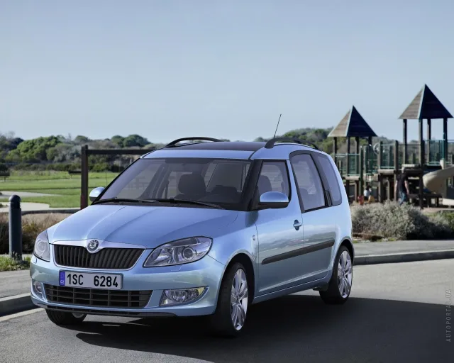 Skoda Roomster 1.6 AT Active — 15