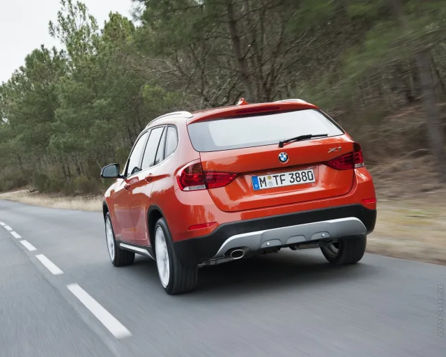 BMW X1 2012 кросовер — 24