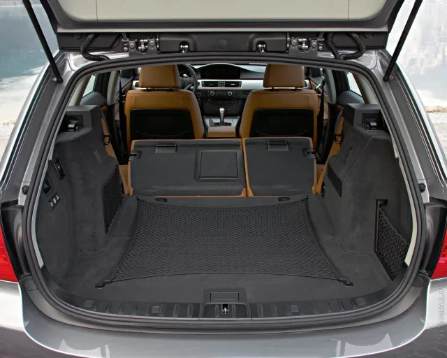 BMW 3 Series Touring 2008 station wagon — 8