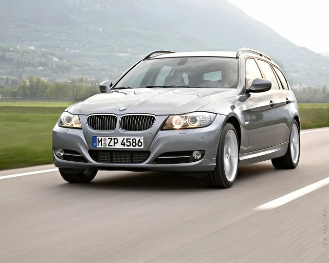 BMW 3 Series Touring 2008 station wagon — 24