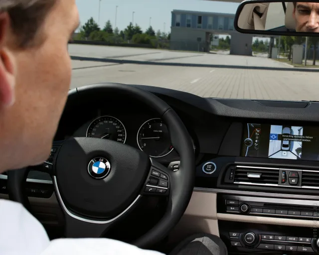 BMW 5 Series F10 sedan — 21