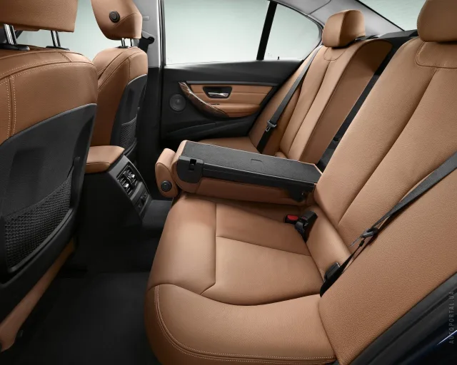 BMW 320d MT — 5