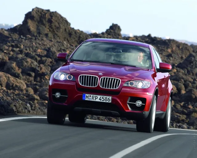 BMW X6 2008 crossover — 12