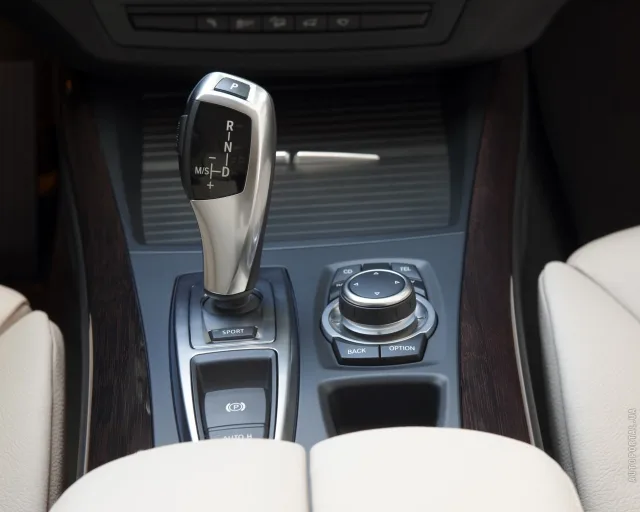 BMW X5 xDrive40d AT — 25