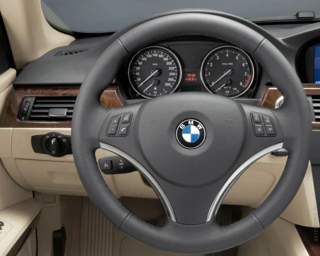 BMW 330d Coupe MT — 11
