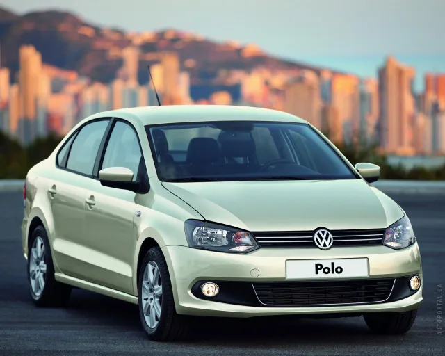 Volkswagen Polo 1.6 MT Style — 17