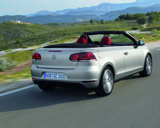 Volkswagen Golf Cabriolet кабріолет — 25