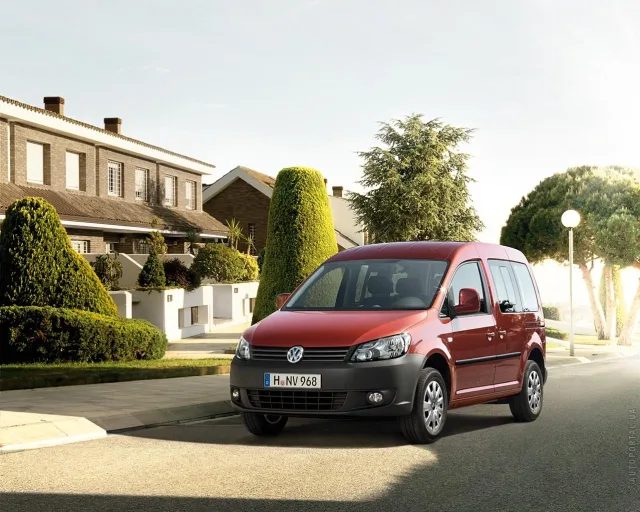 Volkswagen Caddy 2010 (Фольксваген Кадди) микровэн — 4