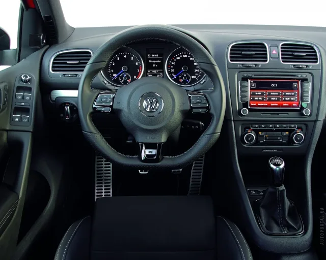 Volkswagen Golf R 2009 (Фольксваген Гольф Р) 5-ти дверный хэтчбек — 7