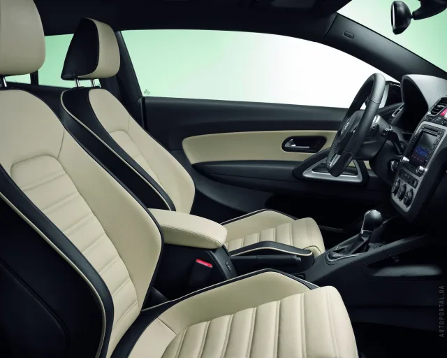 Volkswagen Scirocco 2008 хетчбек — 7