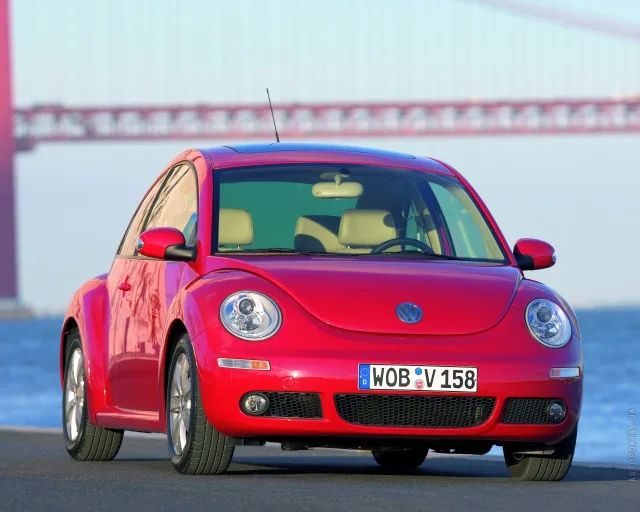 Volkswagen New Beetle 1.8T MT Highline — 4