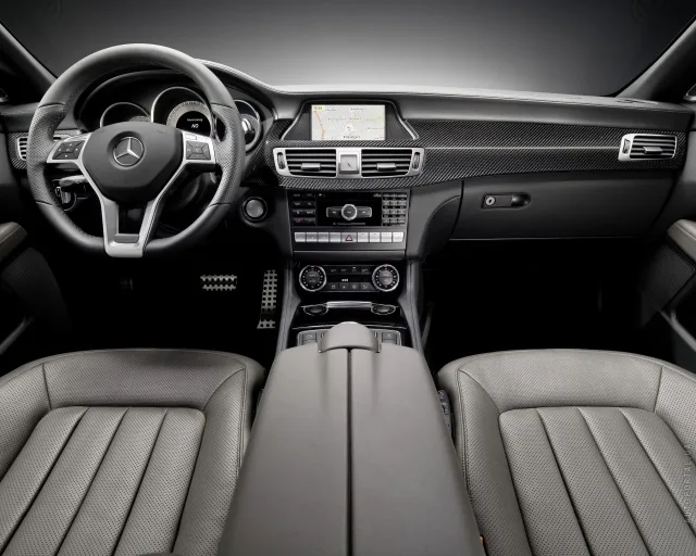 Mercedes-Benz CLS 400 AT 4Matic — 7
