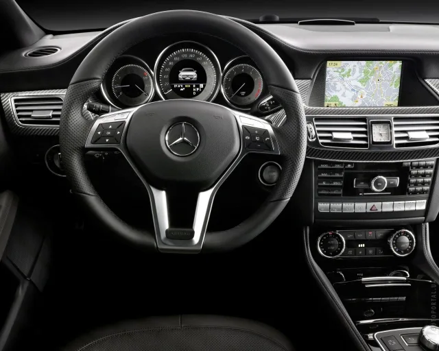 Mercedes-Benz CLS 400 AT 4Matic — 15