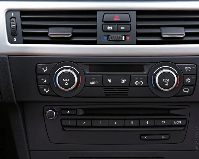 BMW 335i MT — 8