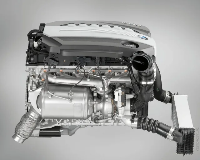 BMW 335i MT — 24