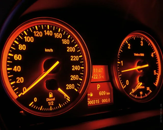 BMW 335i MT — 7