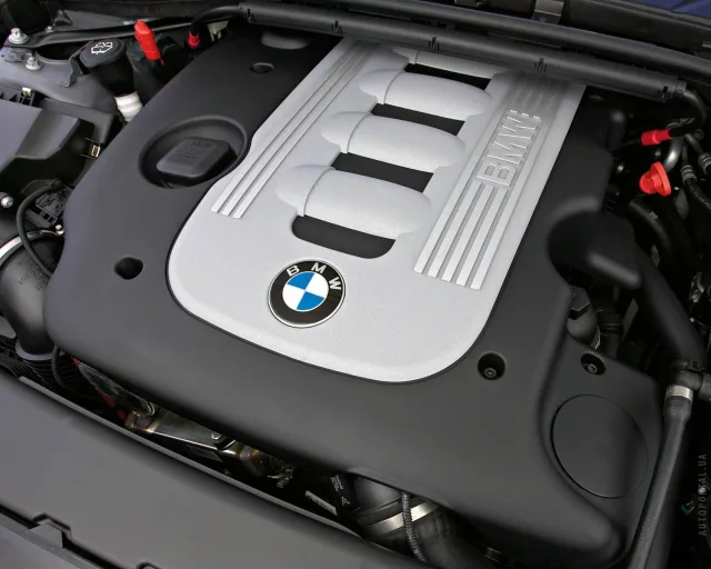 BMW 335i MT — 23