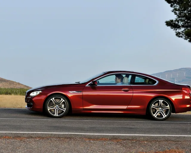 BMW 6 Series Coupe coupe — 25
