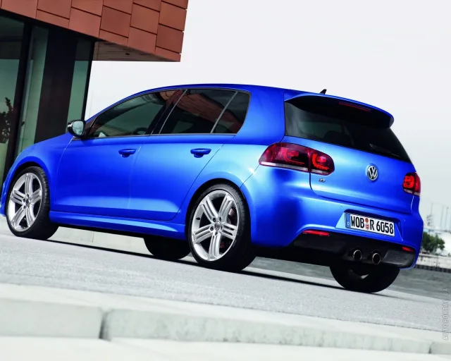 Volkswagen Golf R 2009 (Фольксваген Гольф Р) 5-ти дверный хэтчбек — 23