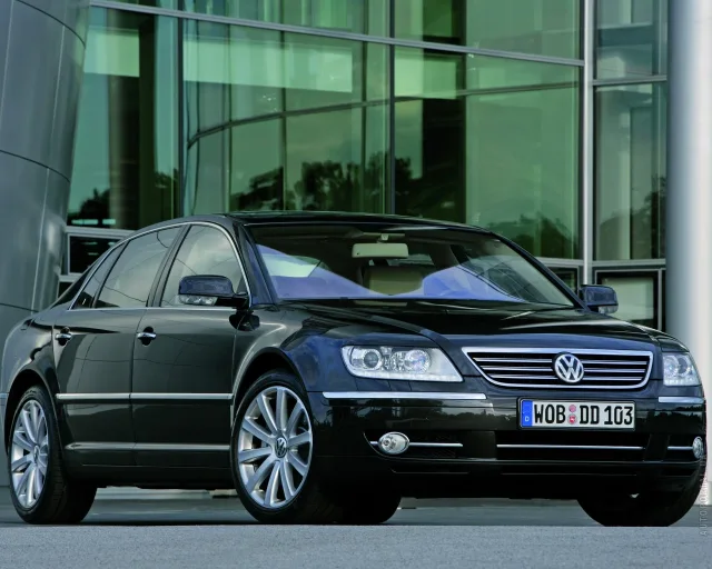 Volkswagen Phaeton 3.2 AT Long — 11
