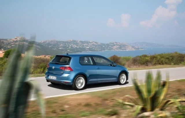 Volkswagen Golf VII 2012 3-дверний хетчбек — 18
