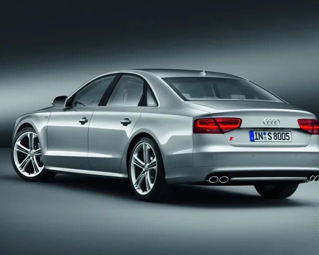 Audi S8 2013 4.0 AT — 24