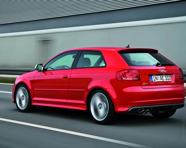 Audi S3 хетчбек — 16