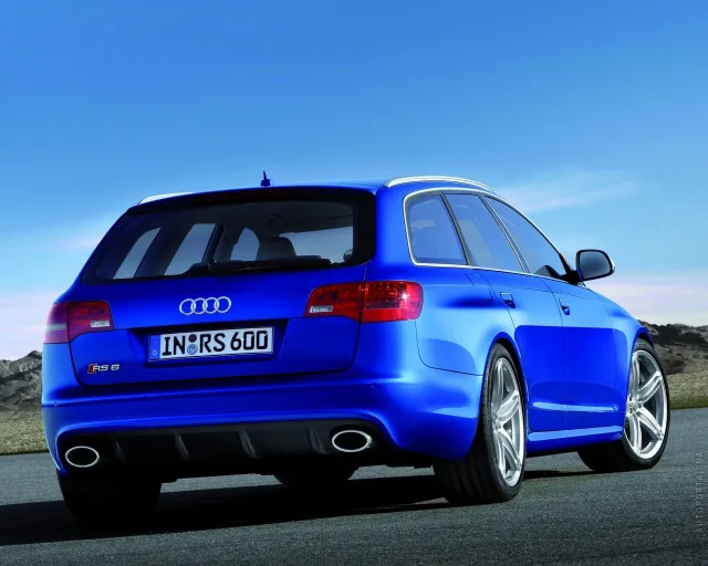 Audi RS6 Avant 2009 універсал — 13