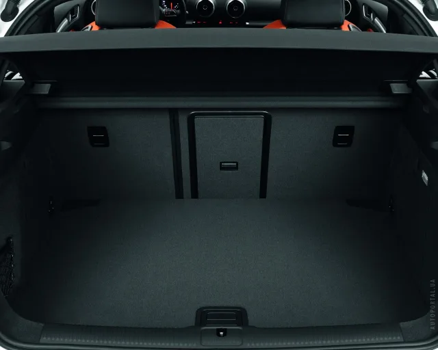 Audi A3 2012 3-door hatchback — 4