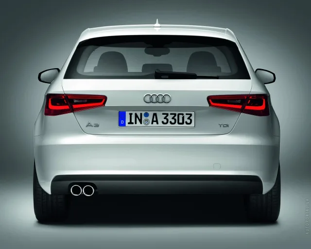 Audi A3 2012 3-door hatchback — 12