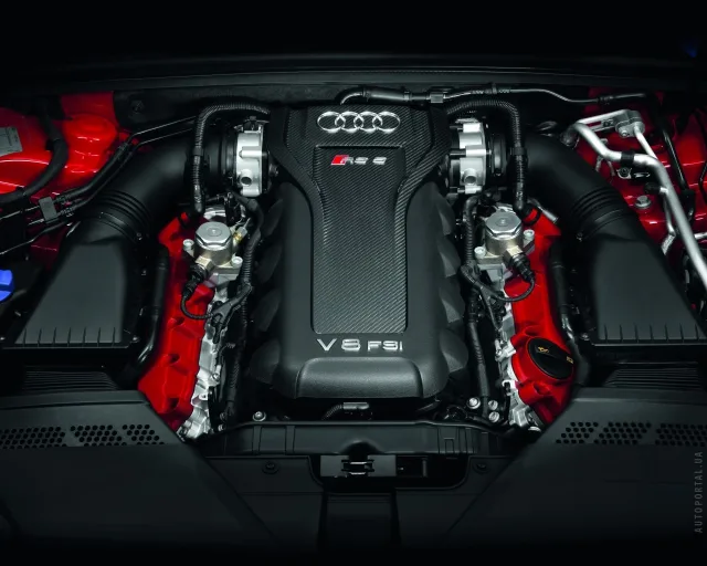 Audi RS5 2009 купе — 22