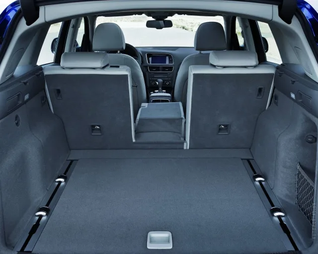 Audi Q5 2008 кросовер — 3