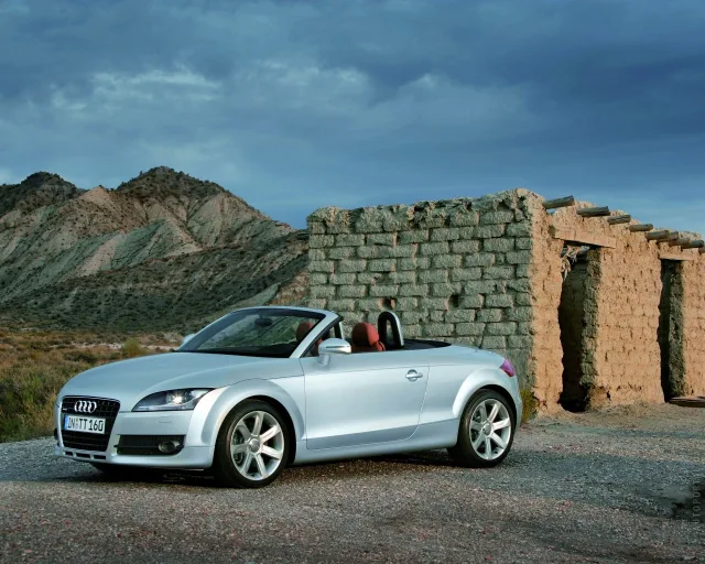Audi TT Roadster кабріолет — 25
