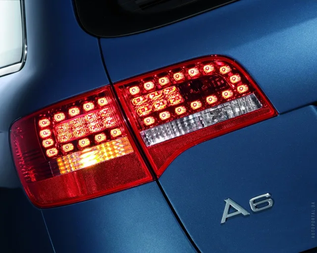 Audi A6 Avant 2009 station wagon — 14