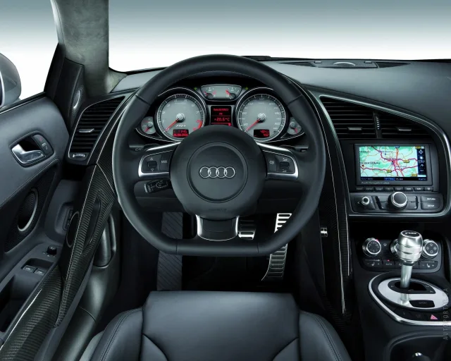 Audi R8 2007 sports car — 4