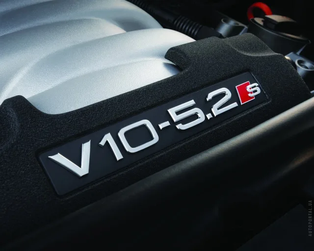 Audi S6 5.2 AT — 21