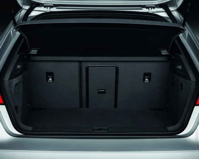 Audi A3 Sportback 2012 (Ауди А3 Спортбэк) 5-ти дверный хэтчбек — 8