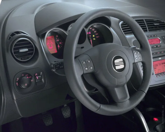 SEAT Altea XL 2004 (СЕАТ Альтеа) микровэн — 9