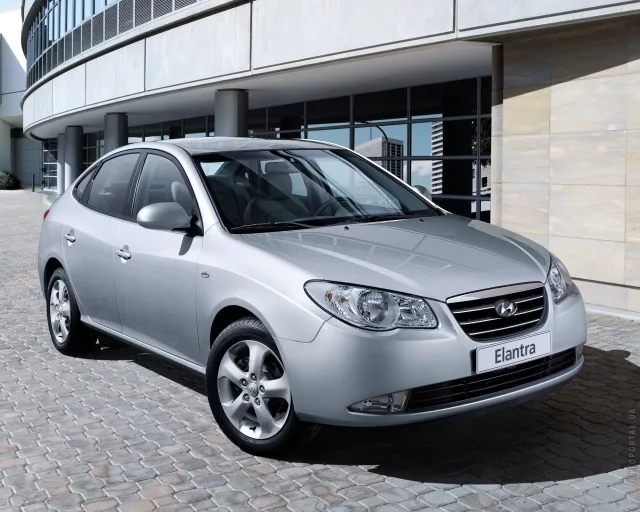 Hyundai Elantra HD седан — 23