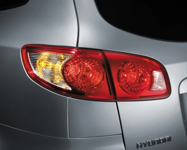 Hyundai Santa Fe 2.7 MT — 23