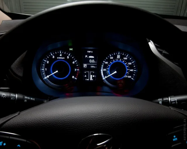 Hyundai Grandeur 2012 (Хюндай, Хундай Грандер) седан — 12