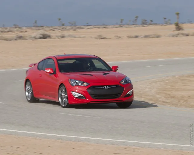 Hyundai Genesis Coupe 2012 купе — 25