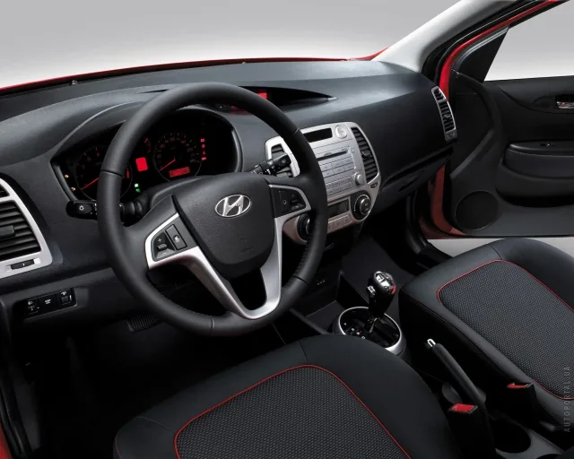 Hyundai i20 1.4 MT Comfort — 3